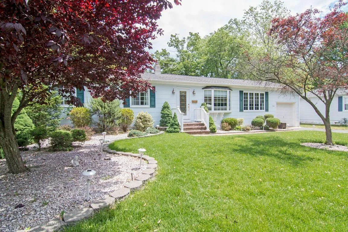 94 Canis Dr photo 1