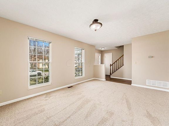 4th image of 167 Olde Mound Ln