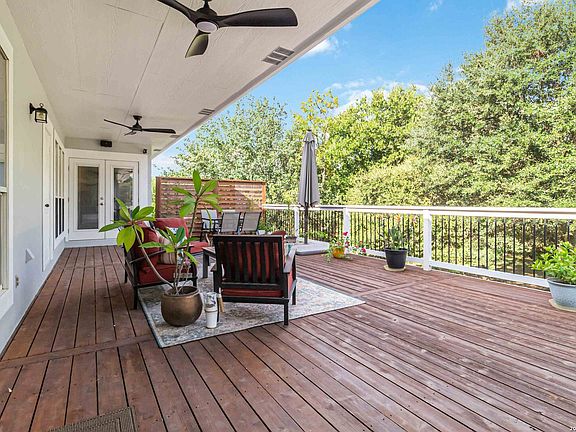 5th image of 21927 PARK VIEW DR