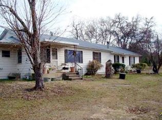 675 Jennings Rd, Jacksonville, TX 75766