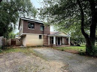 3610 Elmwood Dr, Alexandria, VA 22303