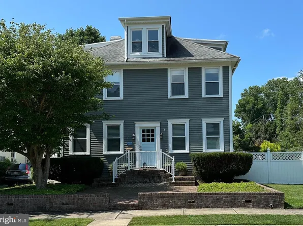 21 Craven Ln, Lawrence Township, NJ 08648