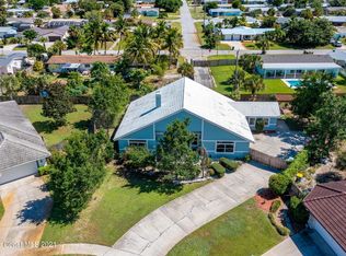 401 Rio Casa Dr S, Indialantic, FL 32903