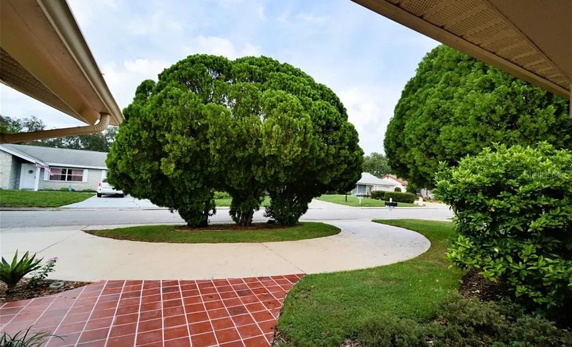3 bed, 1519 sqft, $2,095 — Photo 3