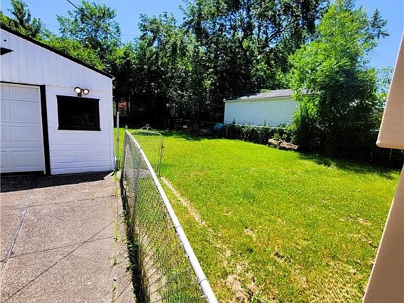 3rd image of 5359 W West Blvd