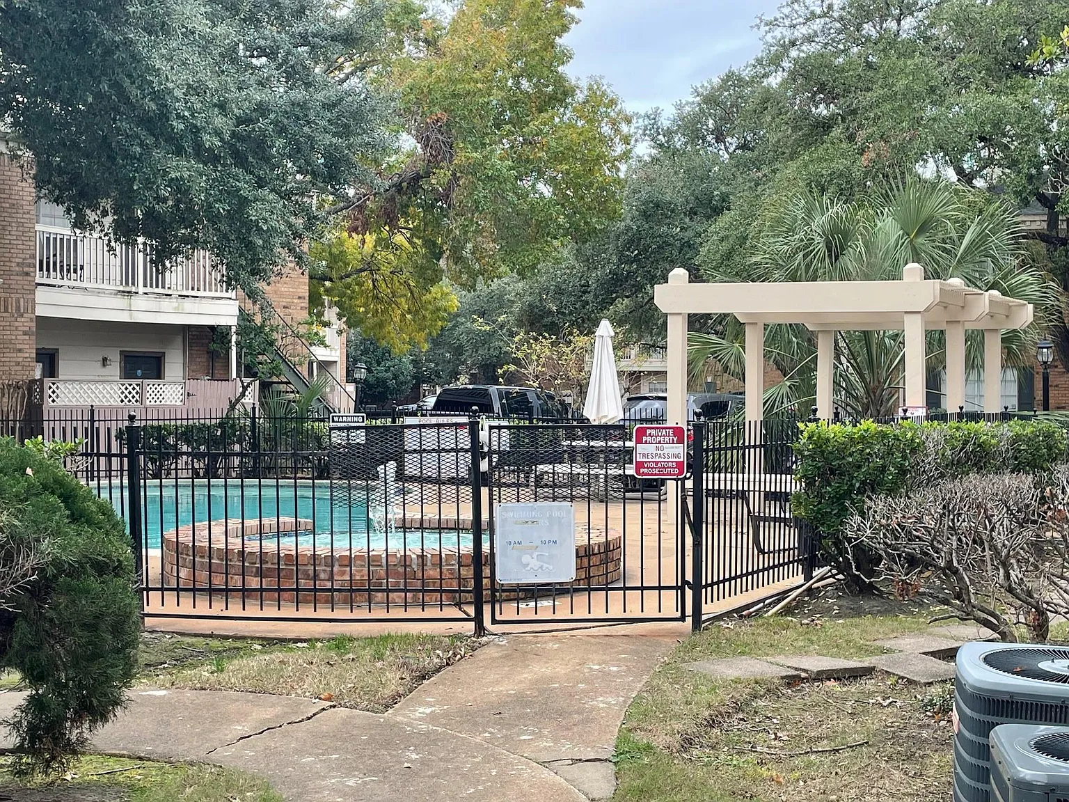 1 bed, 1.0 bath, 664 sqft, $950 — Photo 3