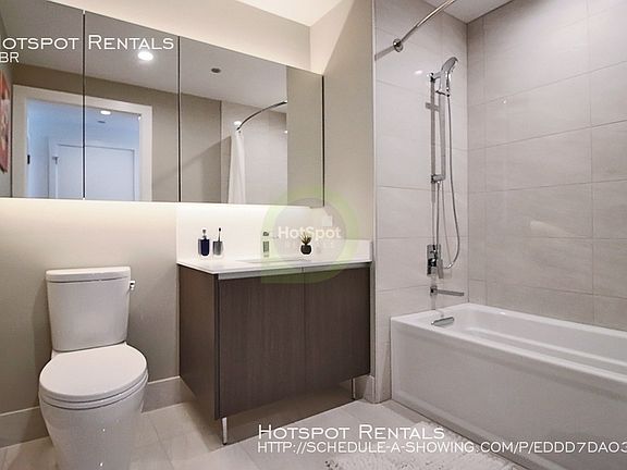 3rd image of 1140 N Wells St #Convertibl