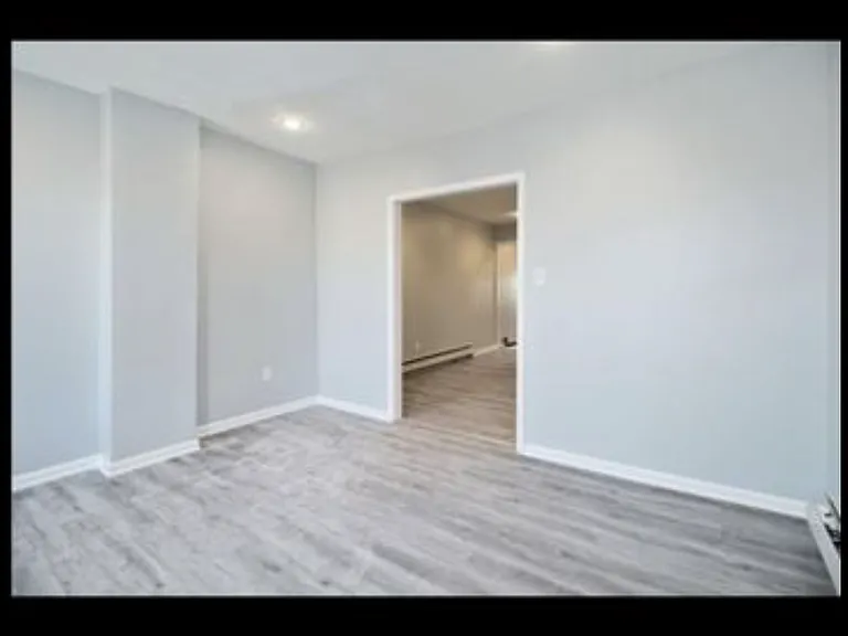 406 E Cambria St #1 — Photo 5