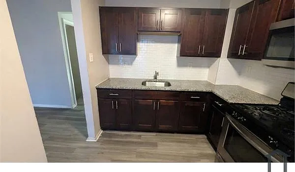 3 bed, 1260 sqft, $2,295 — Photo 1