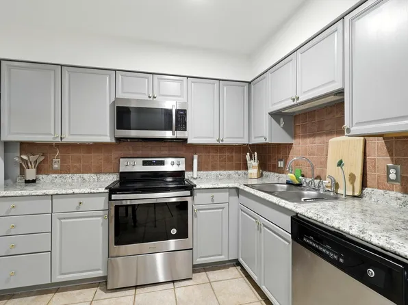 1532 Prairie Grove Dr, Houston, TX 77077