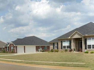 13272 Summerfield Dr, Athens, AL 35613