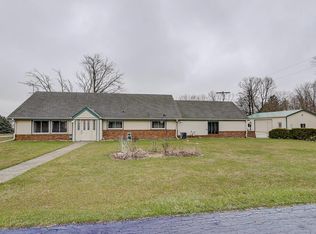 3587 W 6 1/2 Mile Rd, Caledonia, WI 53108