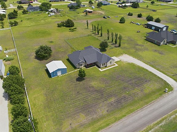 3rd image of 137 Judah Cir
