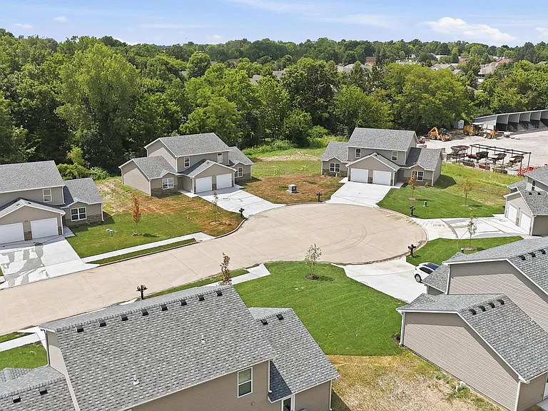 15405 Corbin Ct — Photo 10