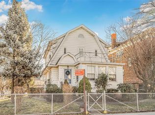40 E 235th St, Bronx, NY 10470