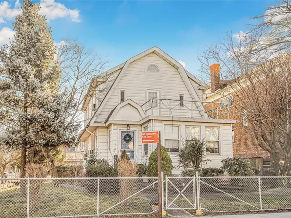 40 E 235th Street, Bronx, NY 10470
