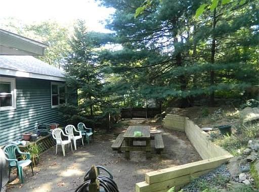4th image of 250 Lynnfield St #A
