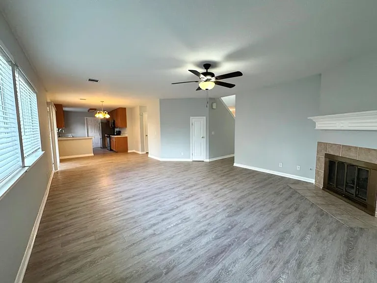 1009 Rutgers Dr — Photo 13
