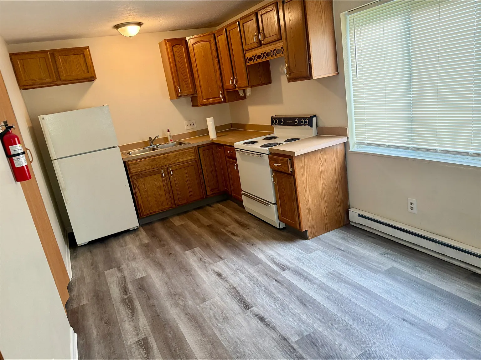 2 bed, 720 sqft, $825 — Photo 2