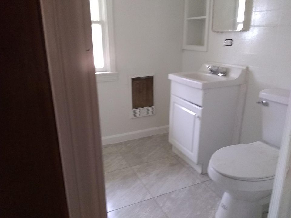 2nd image of 106 Stix St