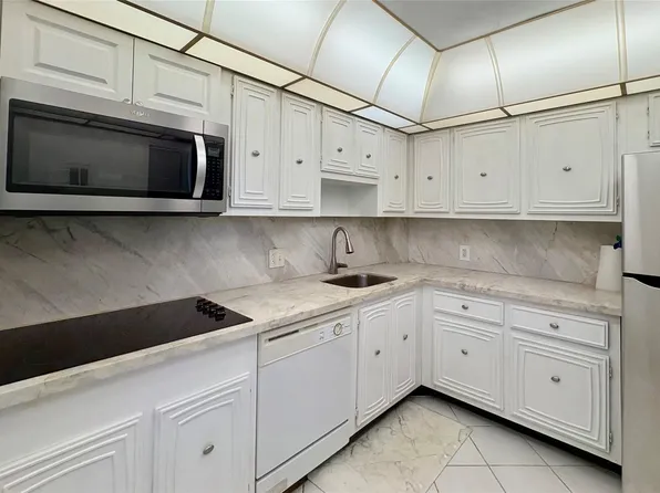 2601 S Course Drive #406, Pompano Beach, FL 33069