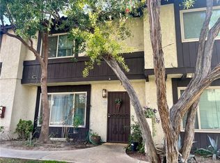 1097 Santo Antonio Dr APT 10, Colton, CA 92324