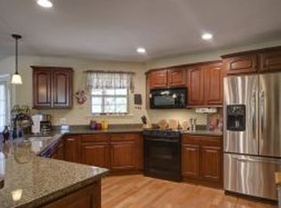 127 Fishers Spring Rd, Branson, MO 65616