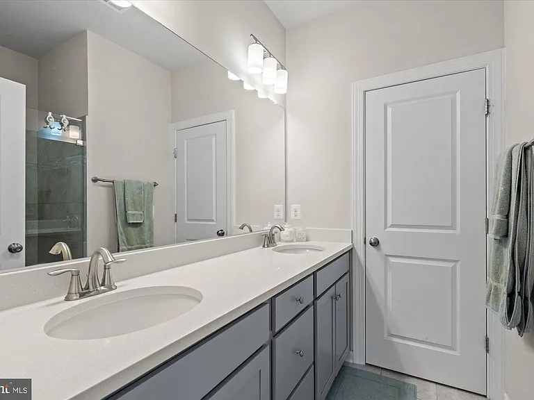 8156 Tompkins St — Photo 23