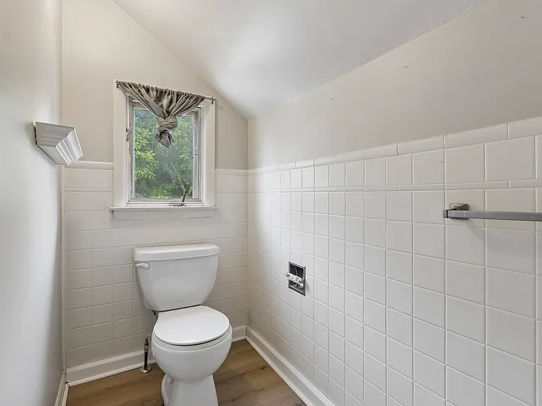 519 S 56th St — Photo 22