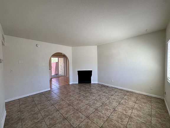 2nd image of 3525 E Flower St Unit 5