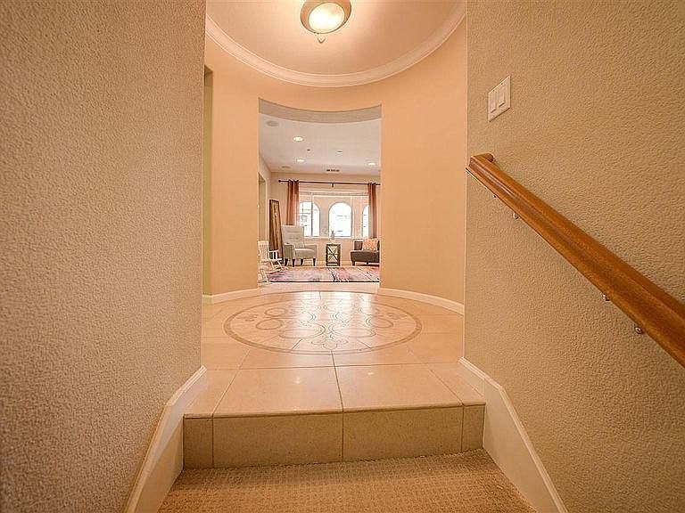 1st image of 574 Dovecote Ln Unit 4