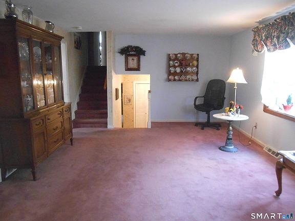 5th image of 18 St. Francis Woods Road