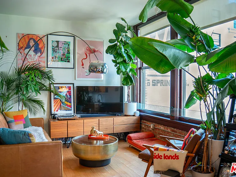 460 S Spring St #903 — Photo 12