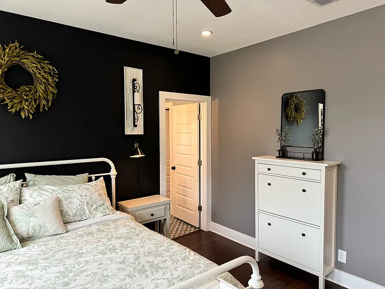 914 Bear Springs Trl — Photo 42