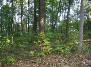 199 Singer Lake Trl, Baroda, MI 49101