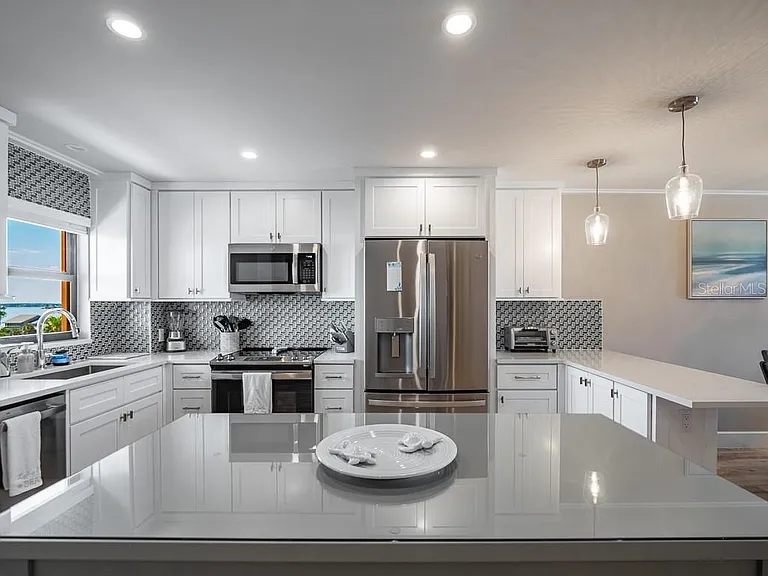 1270 Gulf Blvd #603 — Photo 4