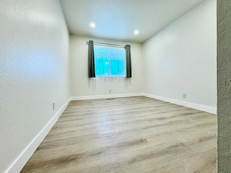 64 Guava Blossom Ct — Photo 38