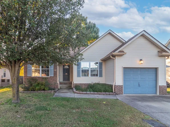864 Pin Oak Dr, Antioch, TN 37013