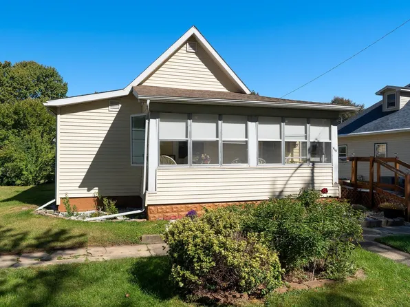 415 W Elm St, Flora, IN 46929