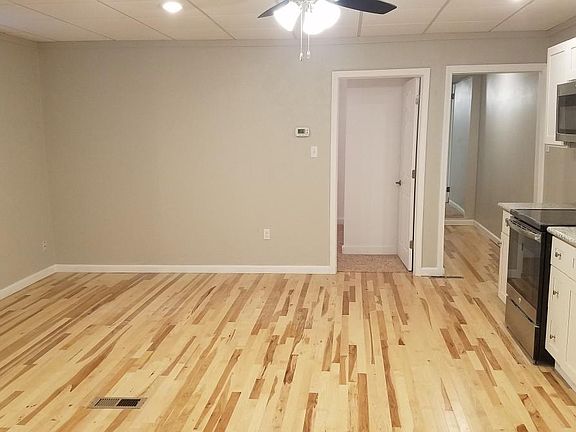 Bed 1 is door on left, hall is on right
