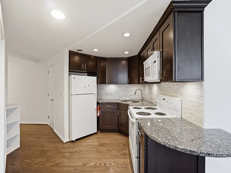 Open Kitchen Layout with Contemporary Finishes
