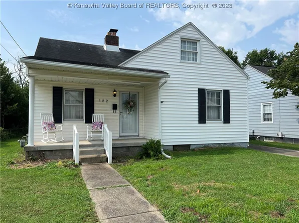 122 S Park Dr, Point Pleasant, WV 25550
