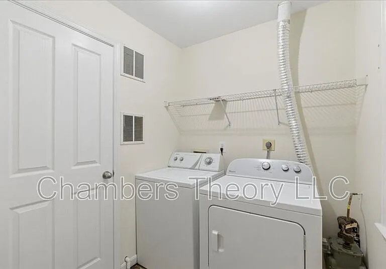 4664 Kirkland Pl — Photo 8