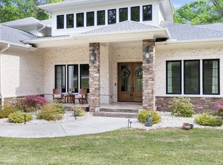 425 Ocoee Falls Dr, Chapel Hill, NC 27517