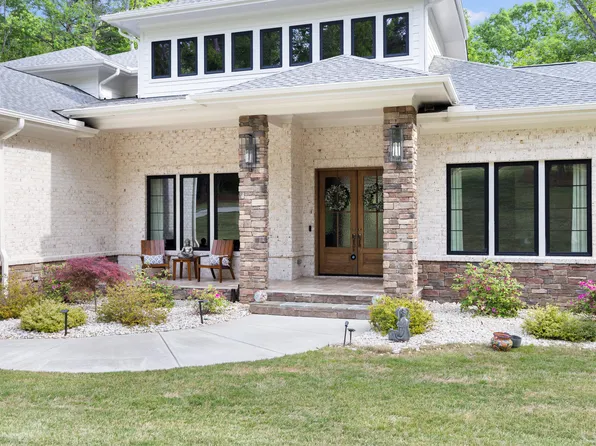425 Ocoee Falls Dr, Chapel Hill, NC 27517