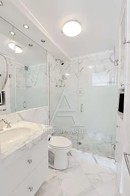 Rented by Peter Ashe | media 6