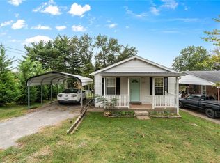 1925 New Madrid St, Cape Girardeau, MO 63701