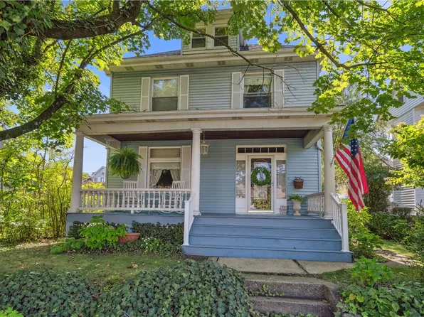 321 Crest Ave, Charleroi, PA 15022