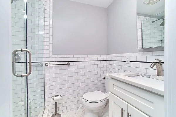 Rented by Keller Williams NYC | media 10