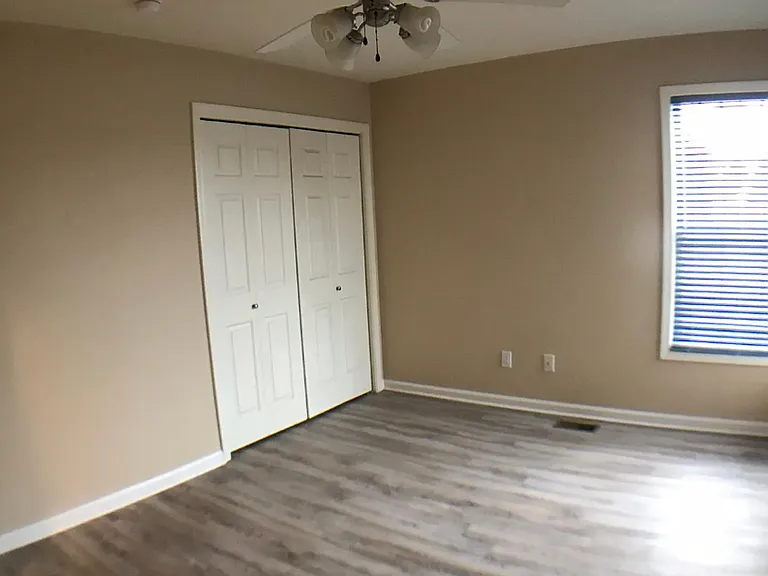 208 Red Bud Dr — Photo 7